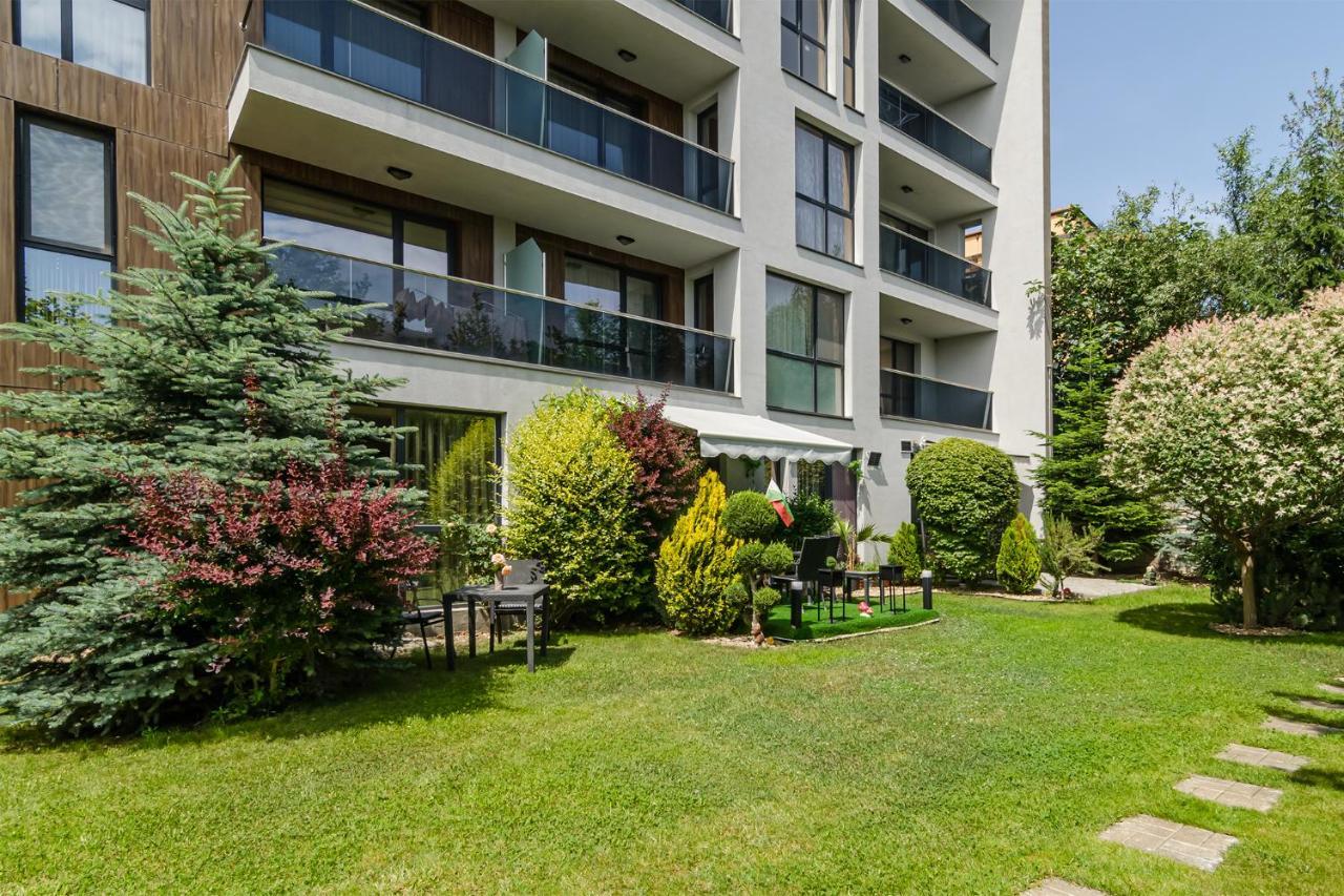 Ferienwohnung Garden Palace Warna Exterior foto